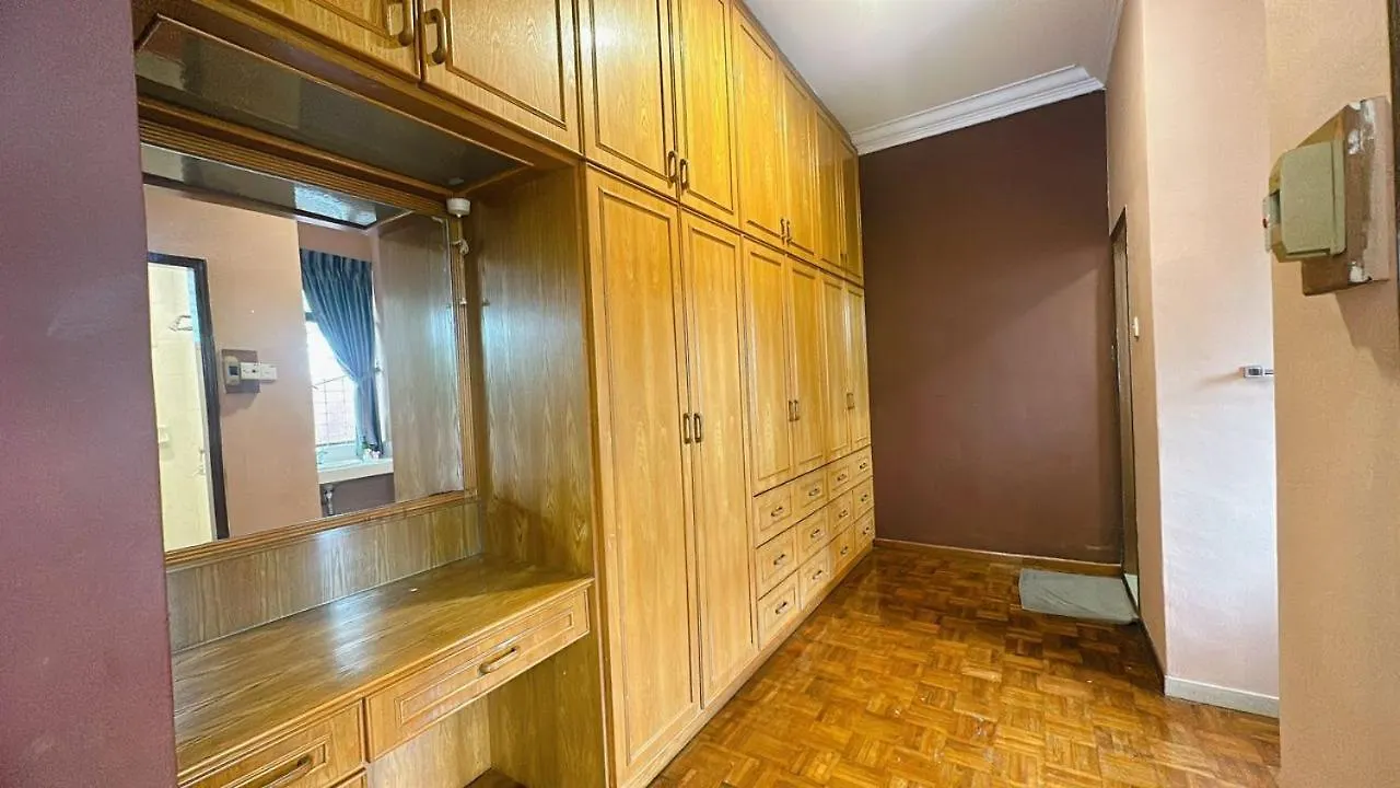 B04 Modern Deluxe Homestay Johor Bahru 0*,