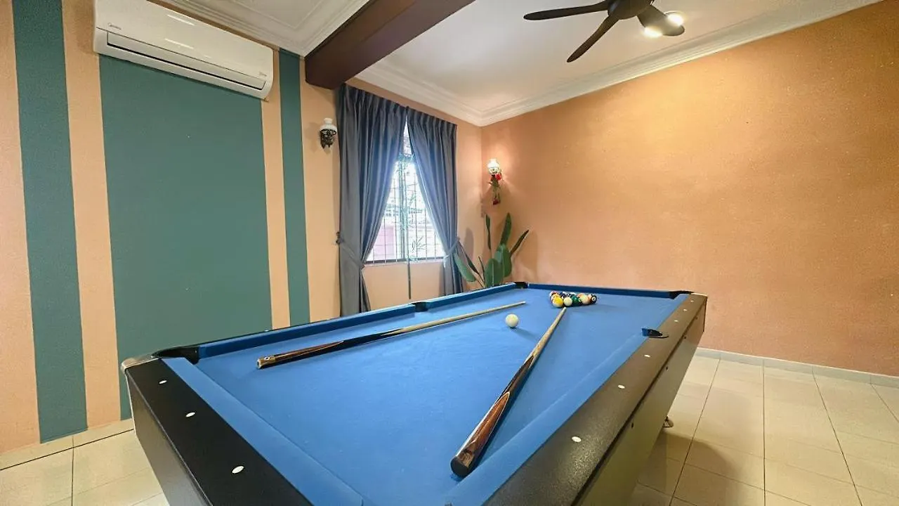B04 Modern Deluxe Homestay Johor Bahru 0*,  Malajzia